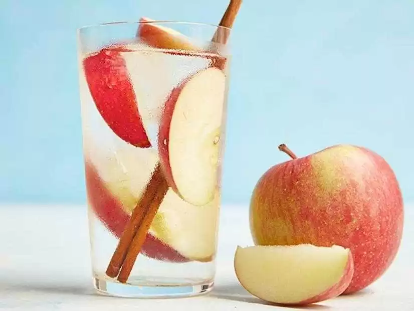 9 benefícios da água de maçã para emagrecer
