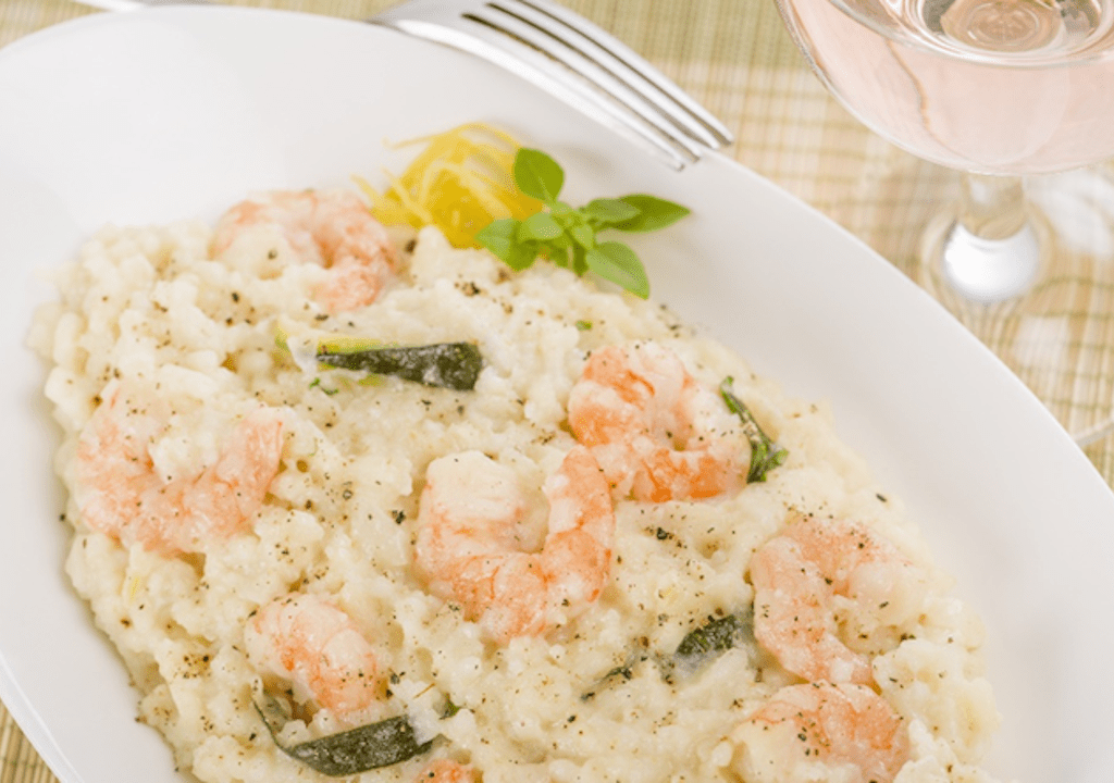 risoto de camarão com limão siciliano