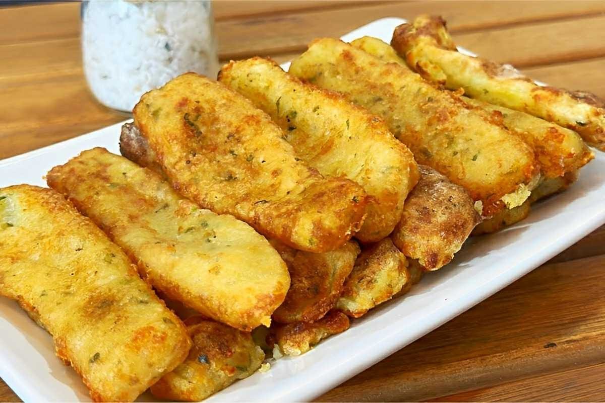 palitinho de batata com queijo, salgado simples e fácil de