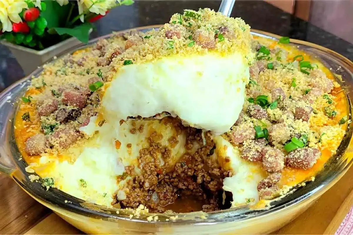 escondidinho de carne moída fácil, faça hoje mesmo, vem ver