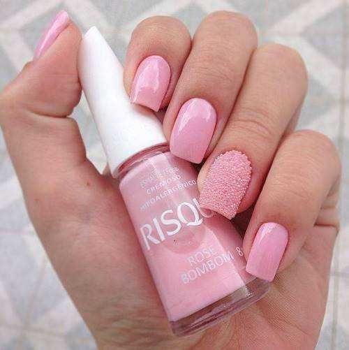 80 fotos de unhas bonitas decoradas em cor de rosa 20