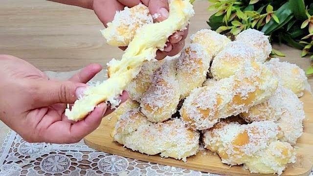 a receita de pãozinho de coco mais gostoso e fácil