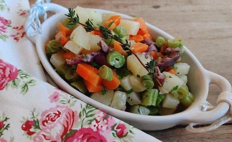 como fazer salada de legumes cozidos