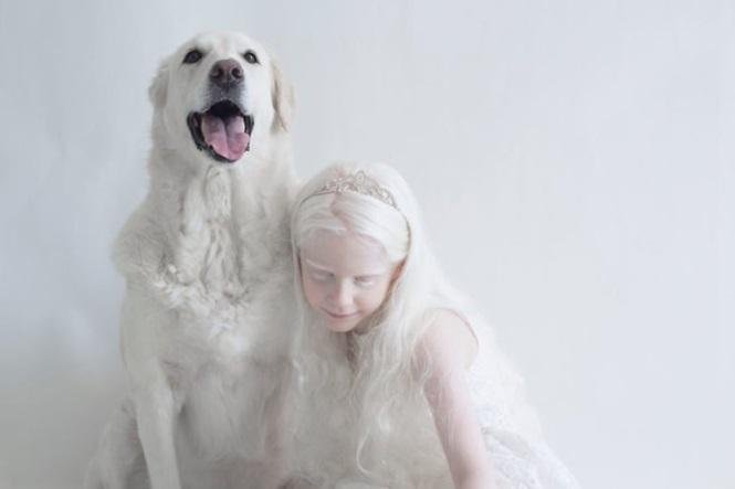 12 fotos que mostram a beleza cativante de pessoas albinas