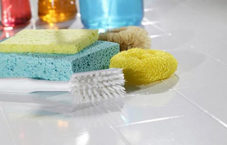 1498994117 441 como limpar azulejos sem esforco com um truque simples e caseiro