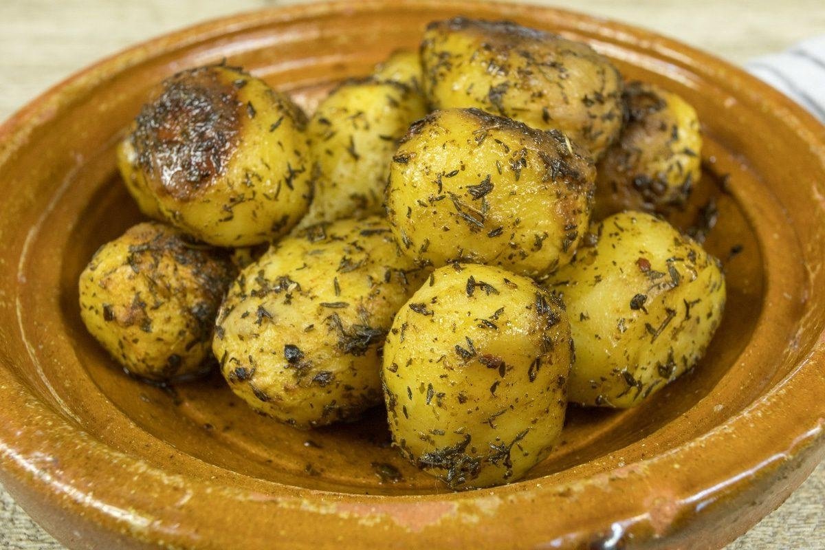batatinhas assadas com oregano e1706992943411