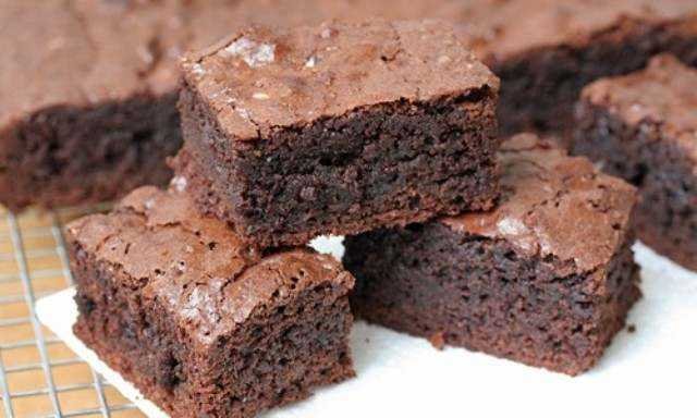 Como fazer brownie de chocolate