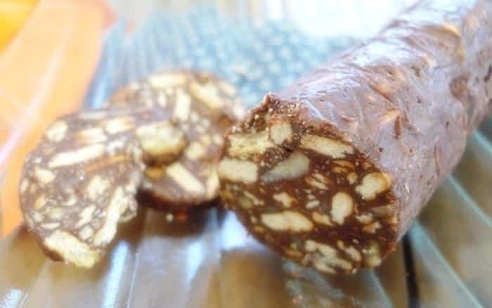 Salame de Chocolate! Quem diria que é tão fácil de fazer!