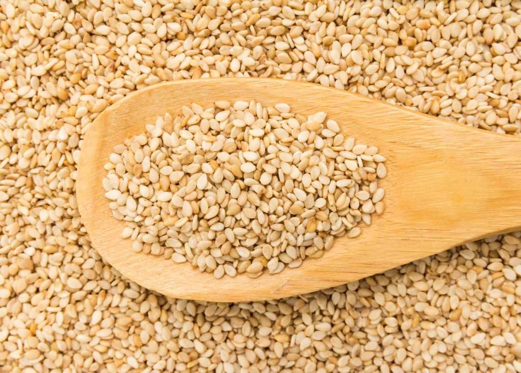 Sementes de gergelim é rico em zinco Sementes de gergelim é rico em zinco