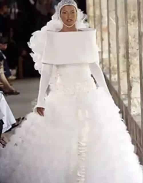 14 Vestidos de noiva que nunca deveriam ter sido usados