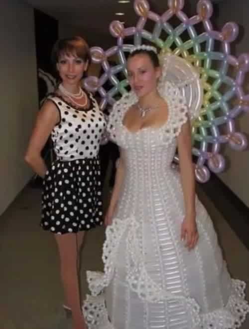 14 Vestidos de noiva que nunca deveriam ter sido usados
