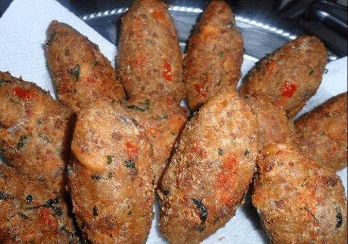 Bolinho De Pão Recheado Com Requeijão