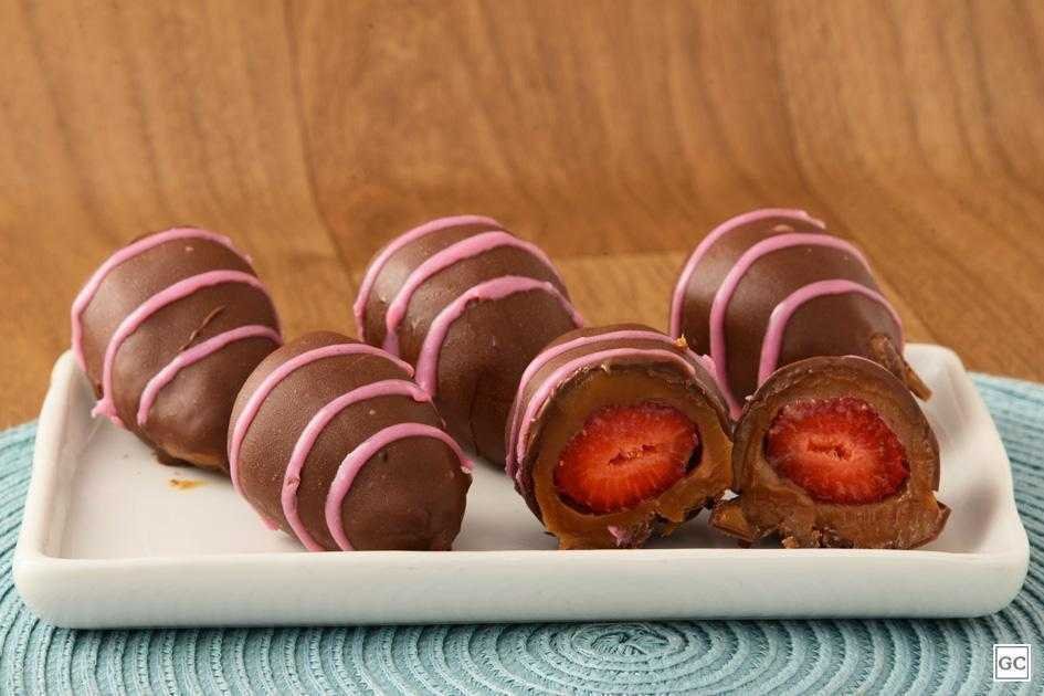 Bombom de morango com caramelo: saiba como fazer!