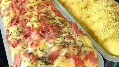 Pão recheado maravilhoso para o seu lanche da tarde