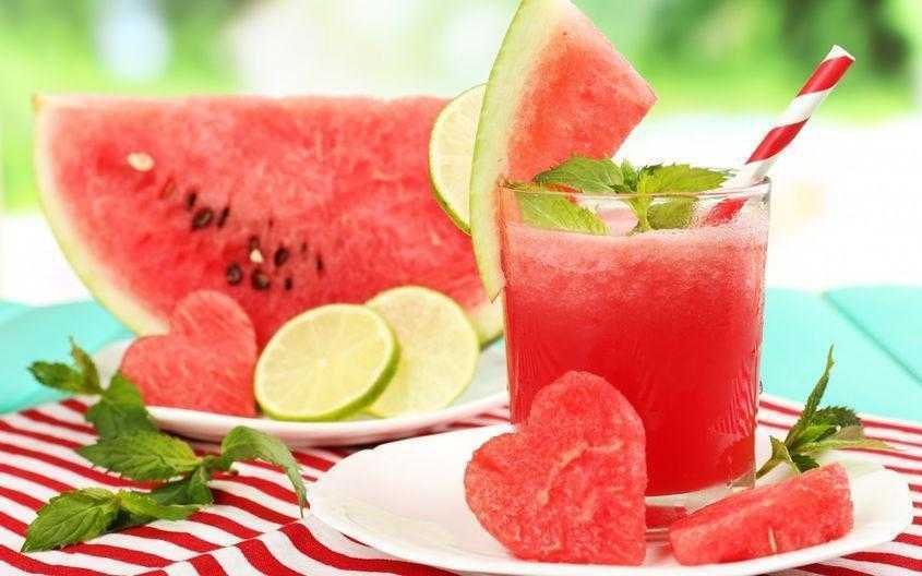Suco de melancia e limão é a combinação perfeita para emagrecer.