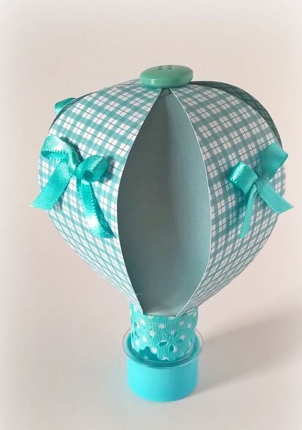 balao com papel verde balao com papel verde
