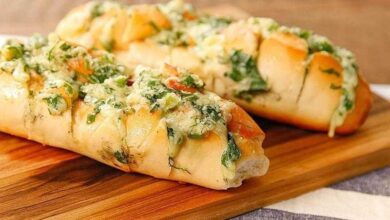 como fazer pão de alho recheado a
