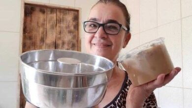 Mãe se apavora com foto do filho em viatura, mas motivo da carona emociona