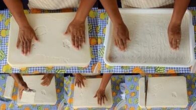 A FOTO DESTE CASAL EM ROUPA DE BANHO TORNOU-SE VIRAL