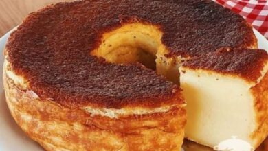 Quando faço essa receita de Bolo de Leite Molinho não sobra nem um farelinho! Veja como fazer também!