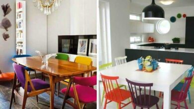 Cadeiras coloridas na decoração