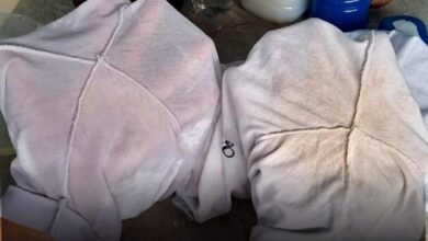 Aprenda Misturinha para tirar mancha de desodorante das roupas: Eu sempre faço aqui em casa