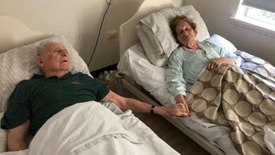 casados há 70 anos, idosos morrem de mãos dadas e com poucos minutos de diferença