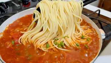 Macarrão simples de frigideira