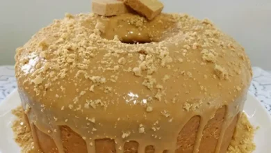 Bolo de paçoquinha, receita rápida e irresistível, vem ver