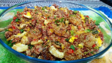 Farofa de bacon com ovo